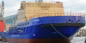rosmorport-got-the-new-icebreaker-murmansk