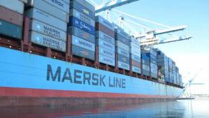 maersk in port 16x9