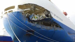 City of Rotterdam extensive bow damage